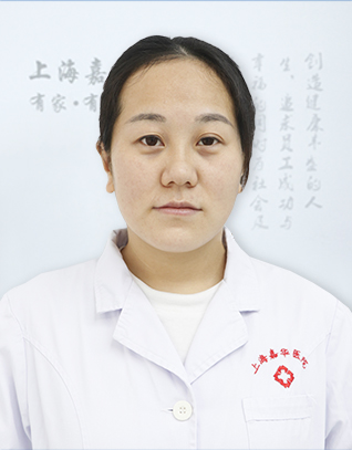姚  丹
